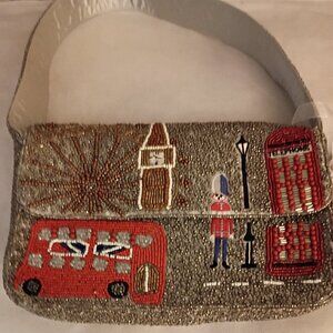 MADE IN INDIA BEADED LONDON BAGUETTE PURSE WITH ICONIC LONDON LANDMARKS  NWT
